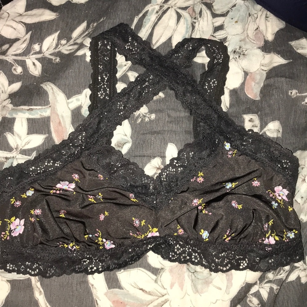 🥳5 for $25🥳 Aerie floral bralette